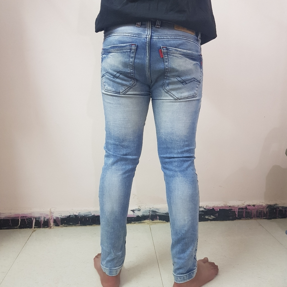JEANS - Picture 5 of 7